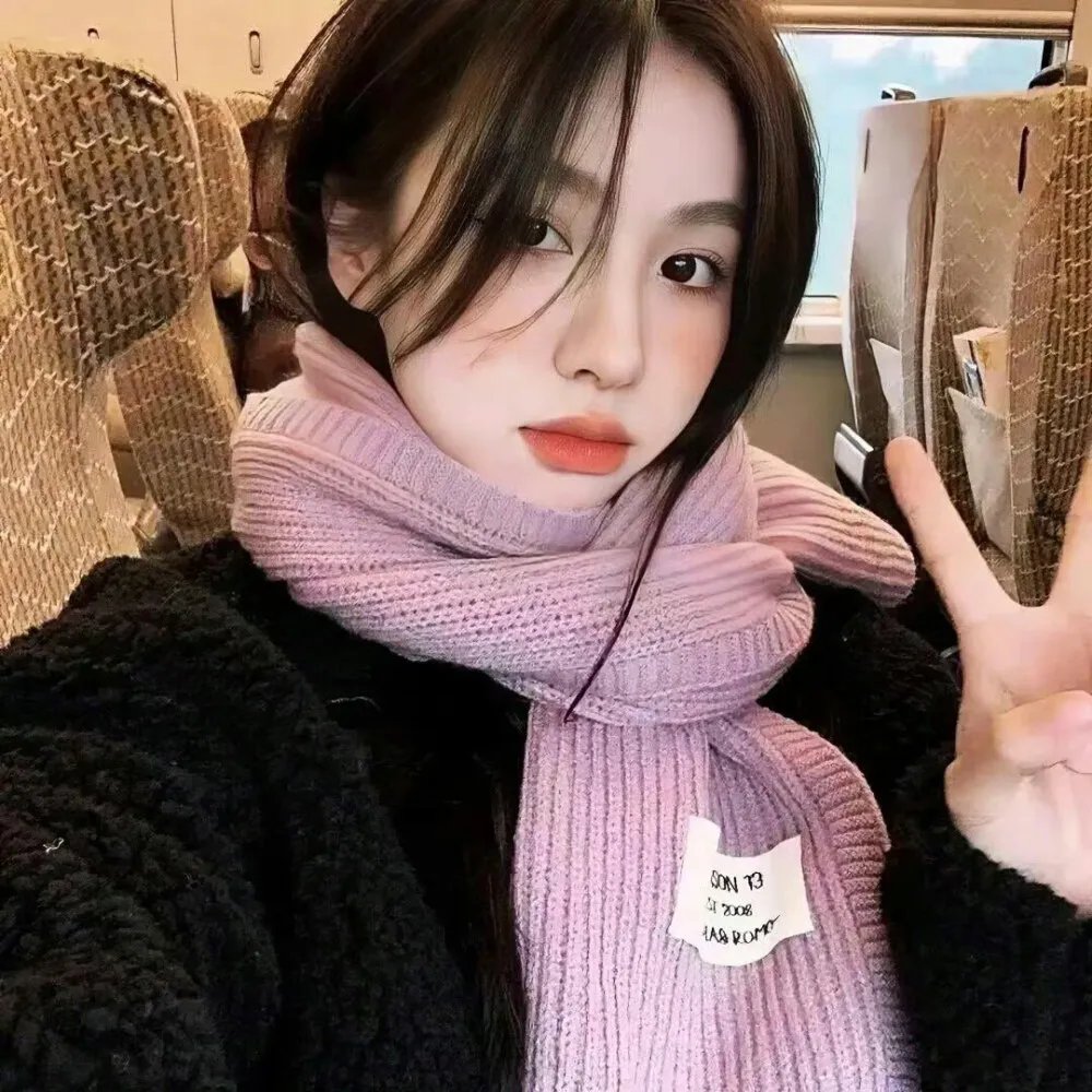 女孩的钓鱼慢活
